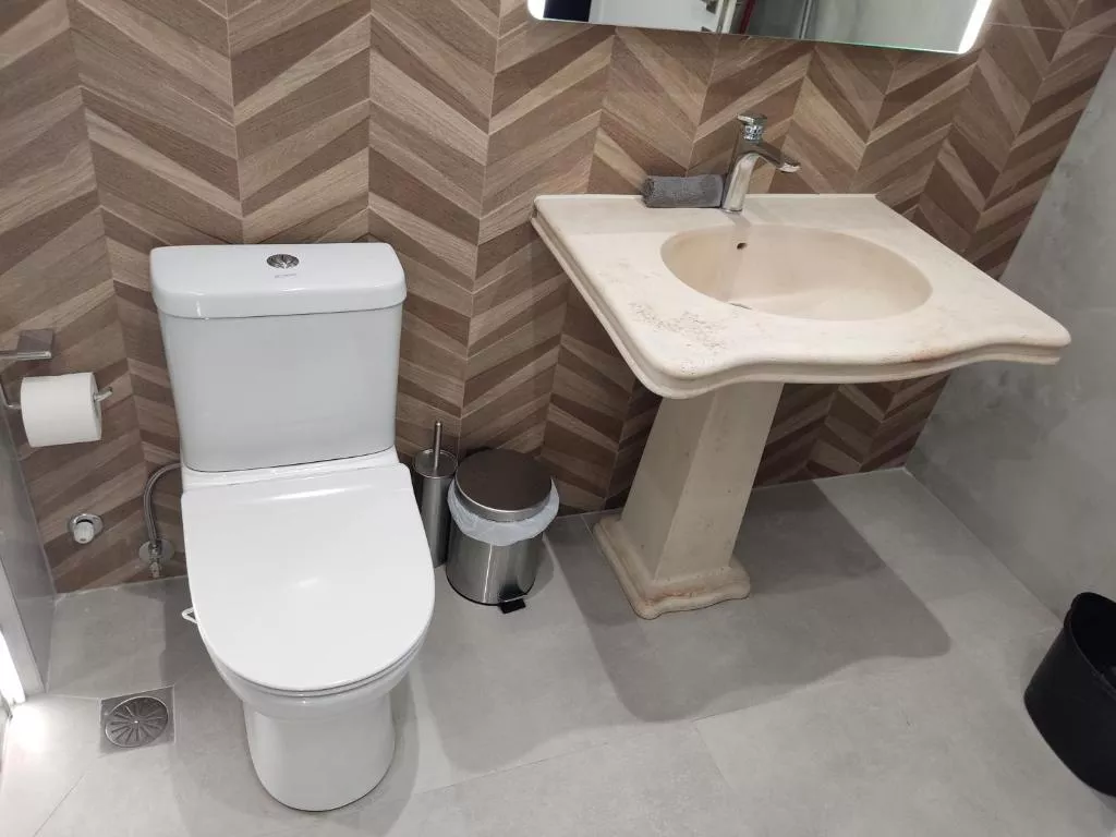 οψη τουαλετας.jpg