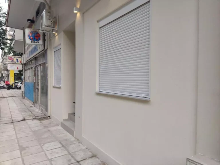 Студия в Салониках Comfort Cave